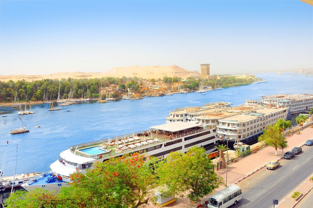 Nile Hotel Aswan Buitenkant foto